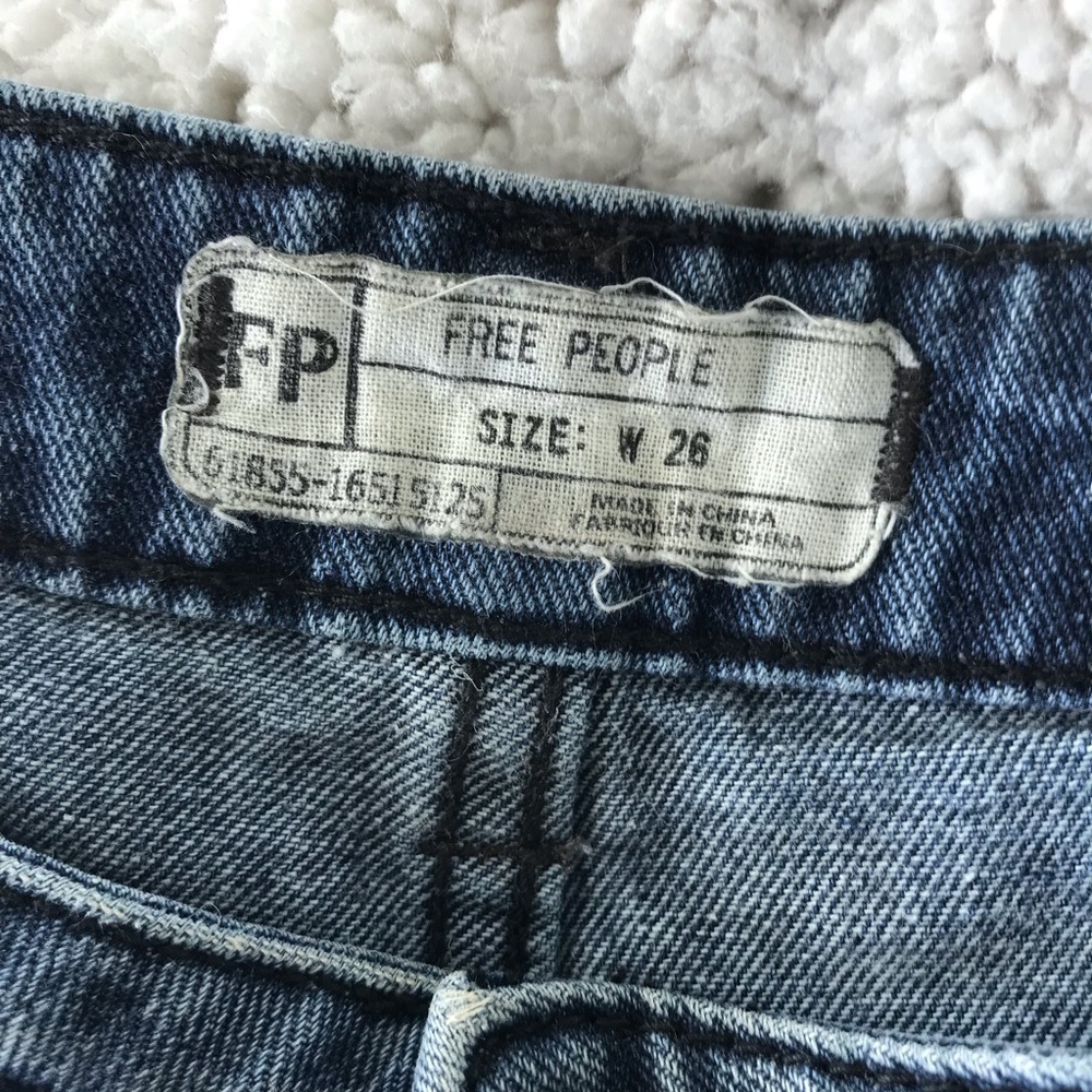 Free people denim shorts - Picture 3 of 3